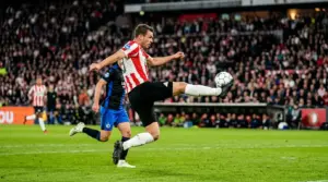 Estadísticas Eredivisie 2025/26: goles, ritmo y datos
